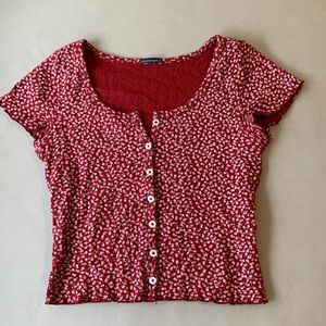 RARE Brandy Melville Red White Flower Top Flutter Hem Buttom Up Like New